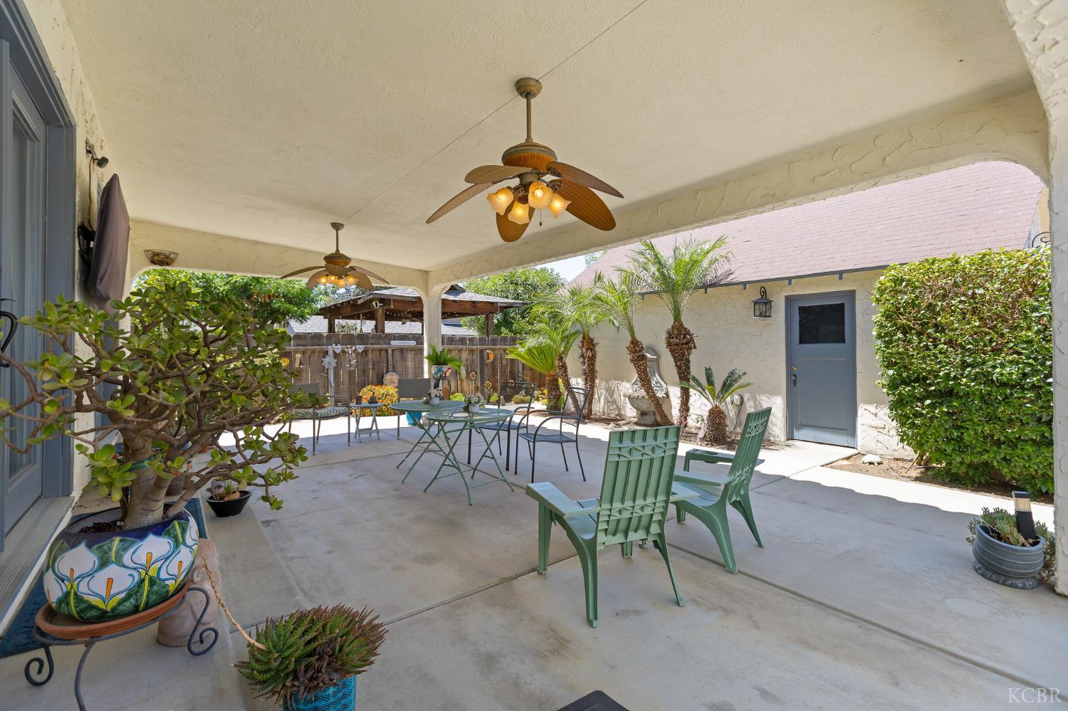 1420 N Irwin St, Hanford, CA 93230