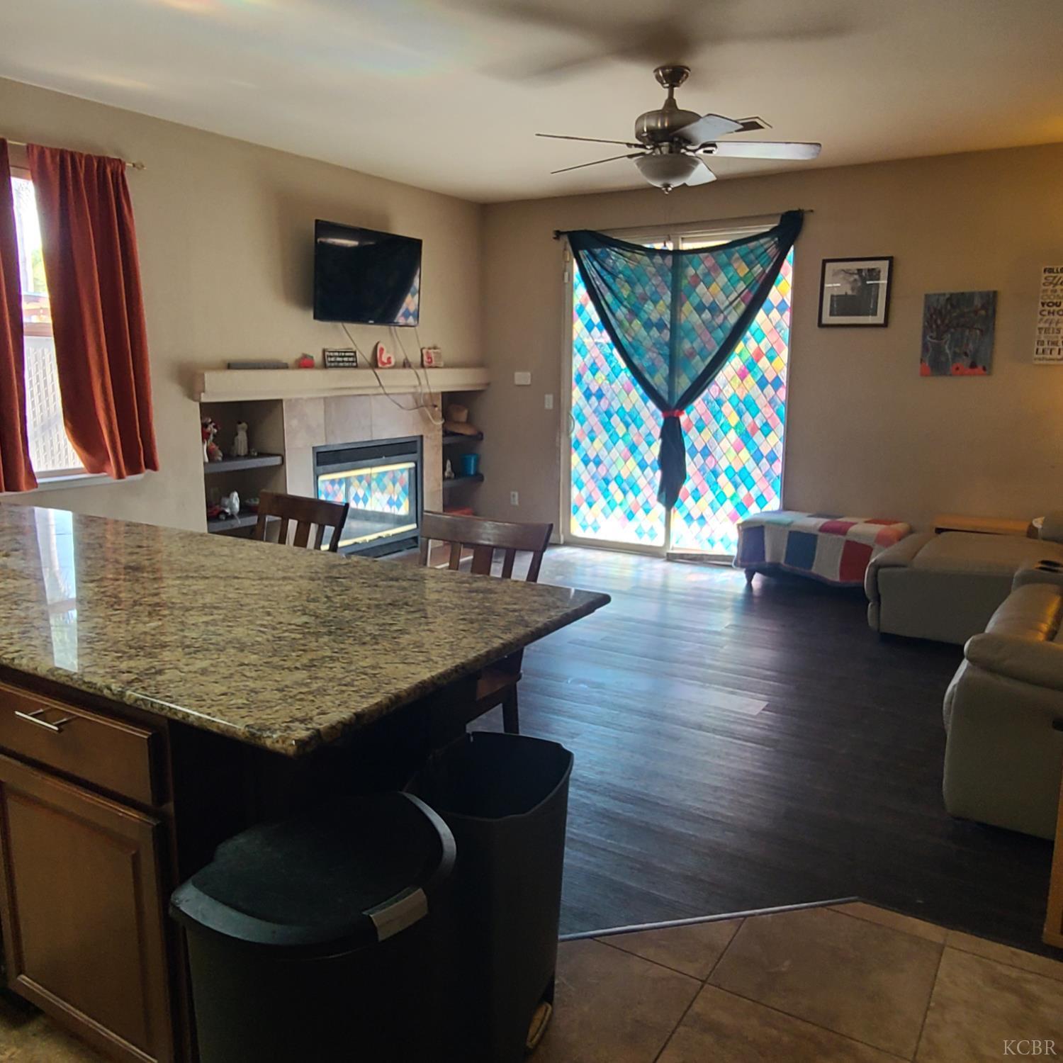 1125 cinnamon Dr, Lemoore, CA 93245