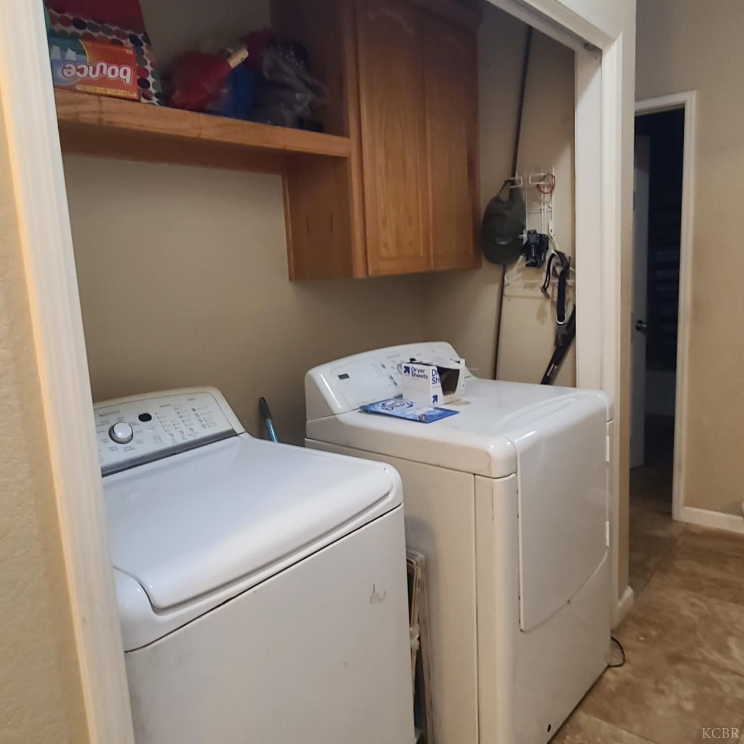 1125 cinnamon Dr, Lemoore, CA 93245