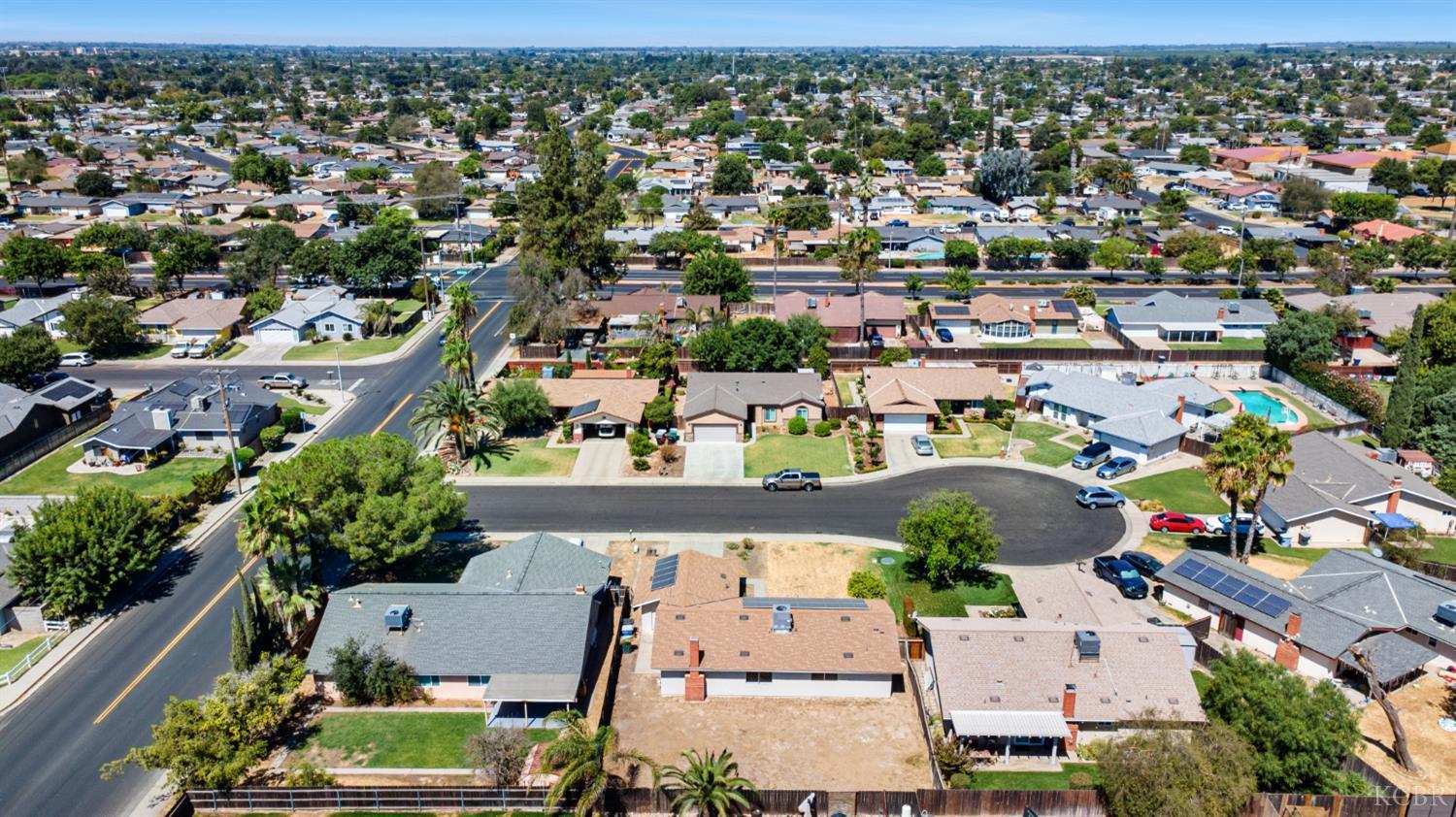 2117 Beechwood Ct, Hanford, CA 93230