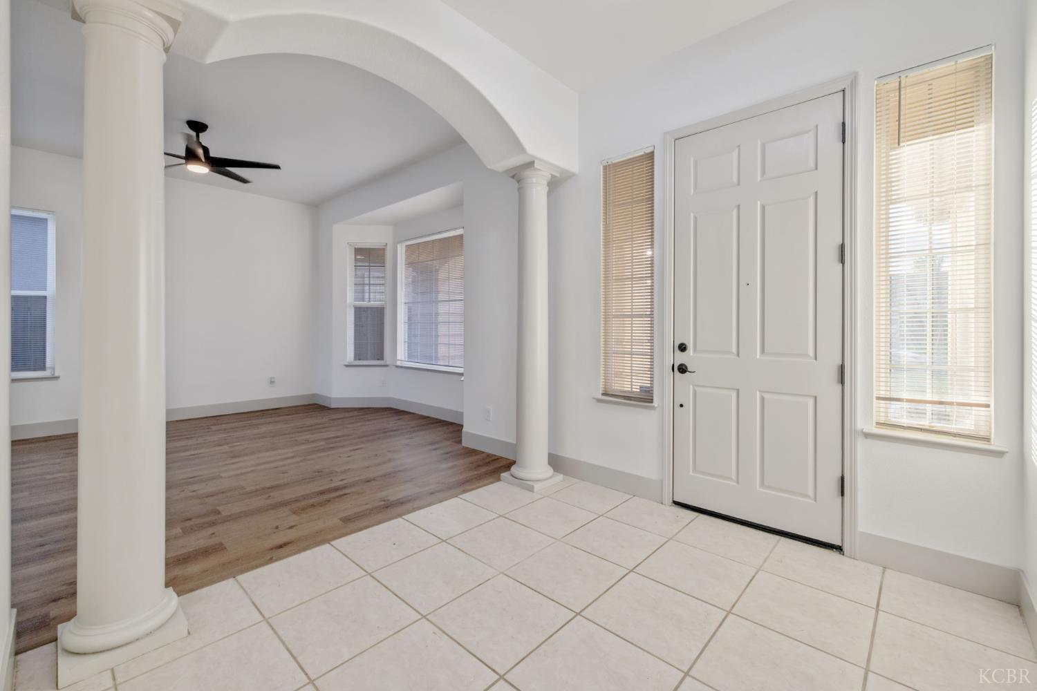 938 Ruby Ln, Livingston, CA 95333