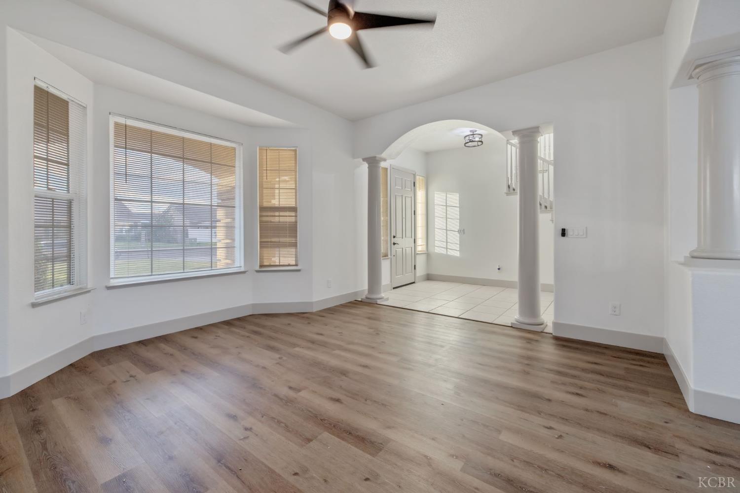 938 Ruby Ln, Livingston, CA 95333
