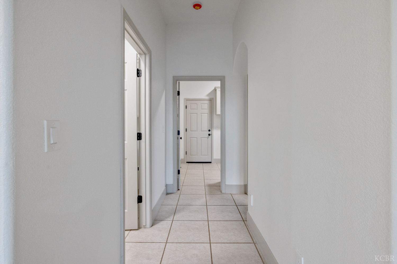 938 Ruby Ln, Livingston, CA 95333