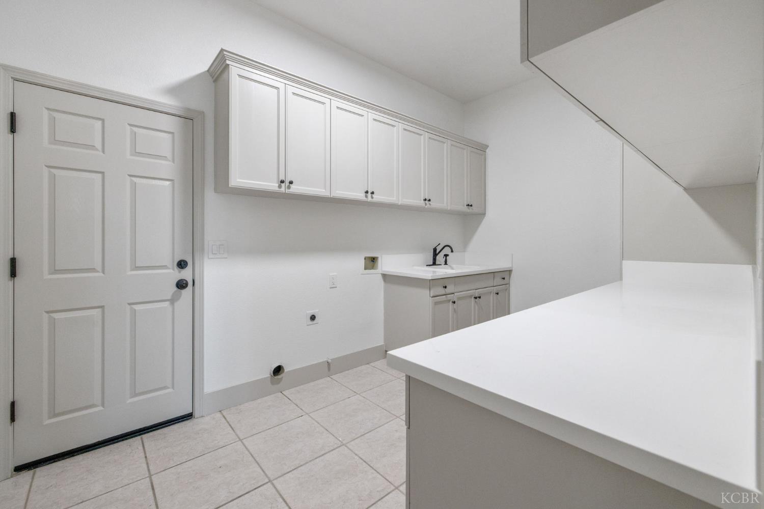 938 Ruby Ln, Livingston, CA 95333
