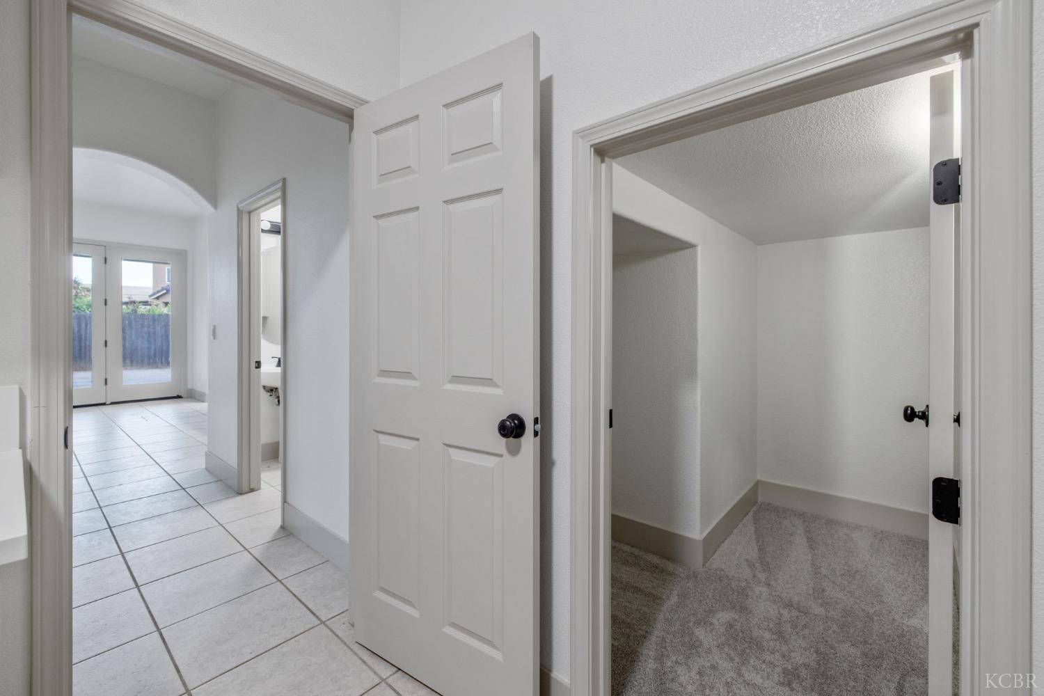 938 Ruby Ln, Livingston, CA 95333