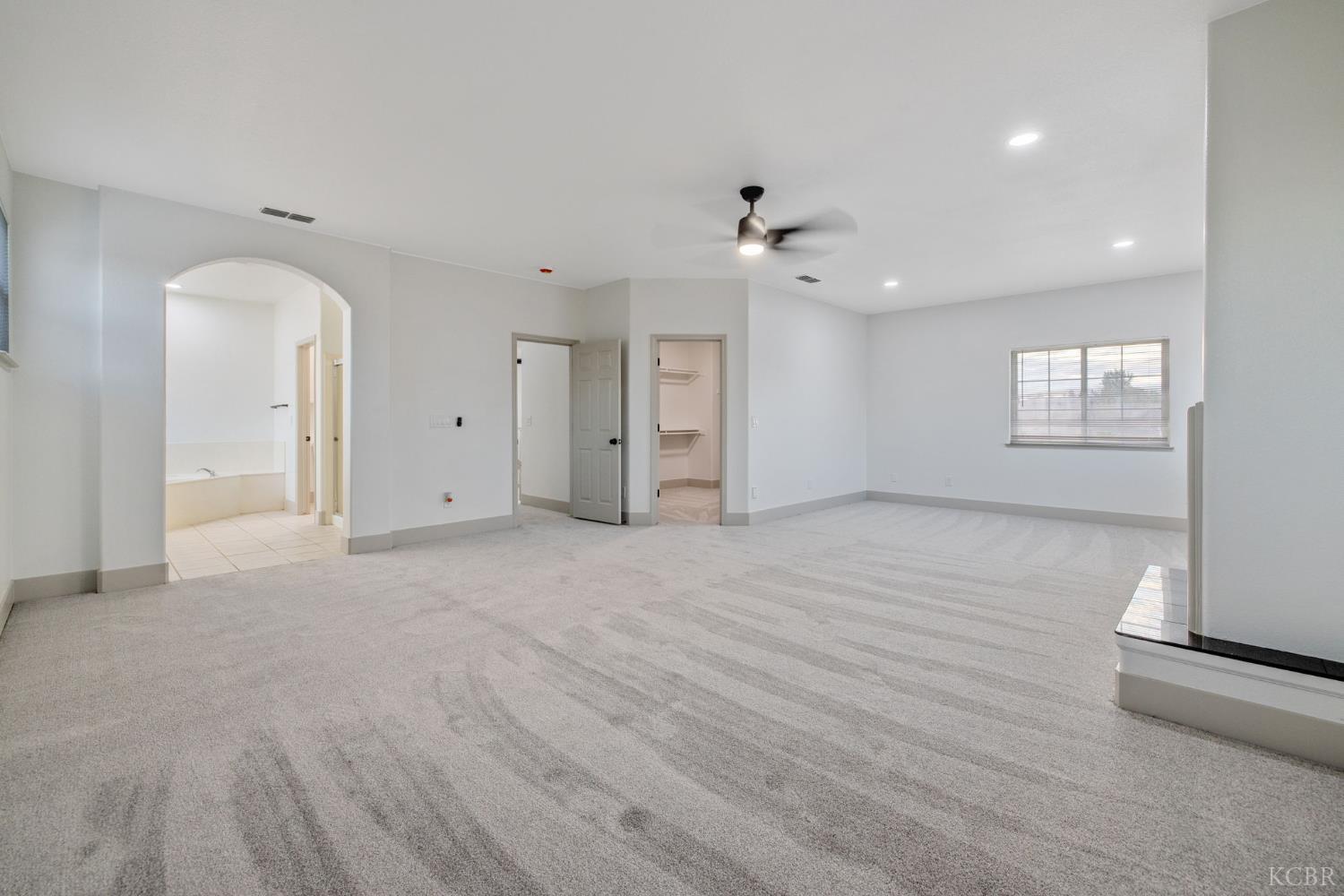 938 Ruby Ln, Livingston, CA 95333