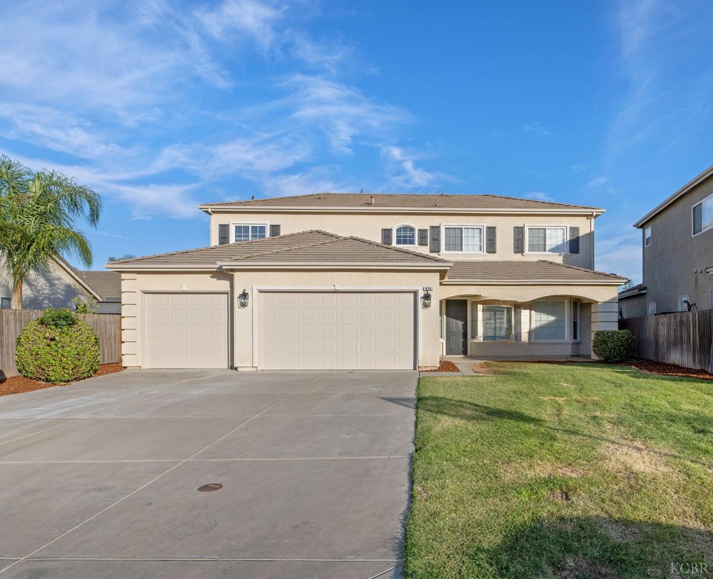 938 Ruby Ln, Livingston, CA 95333
