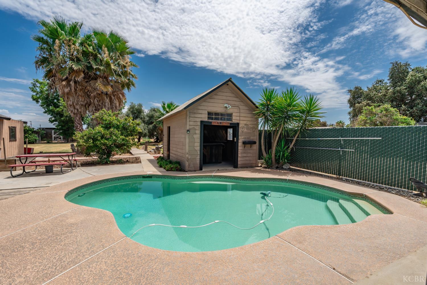 1299 Mary St, Hanford, CA 93230