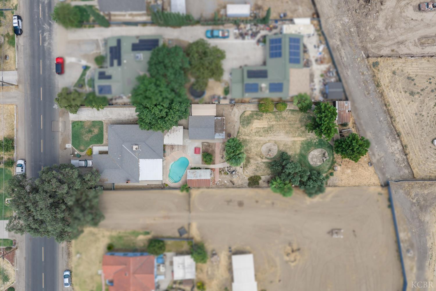 1299 Mary St, Hanford, CA 93230