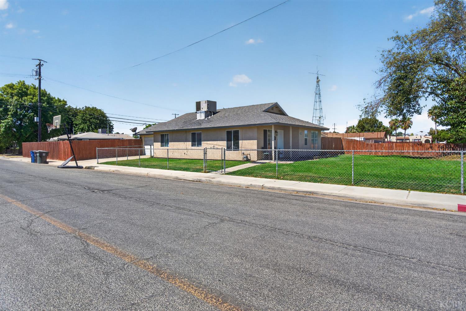 1327 Sherman Ave, Corcoran, CA 93212