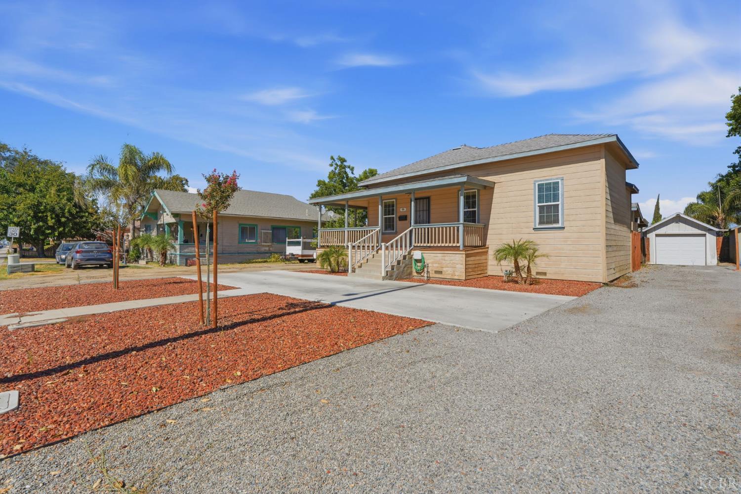 62 N Lemoore Ave, Lemoore, CA 93245