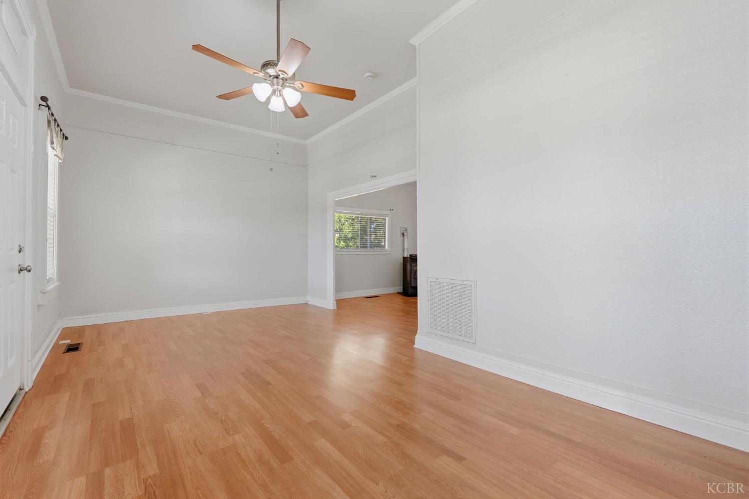 62 N Lemoore Ave, Lemoore, CA 93245