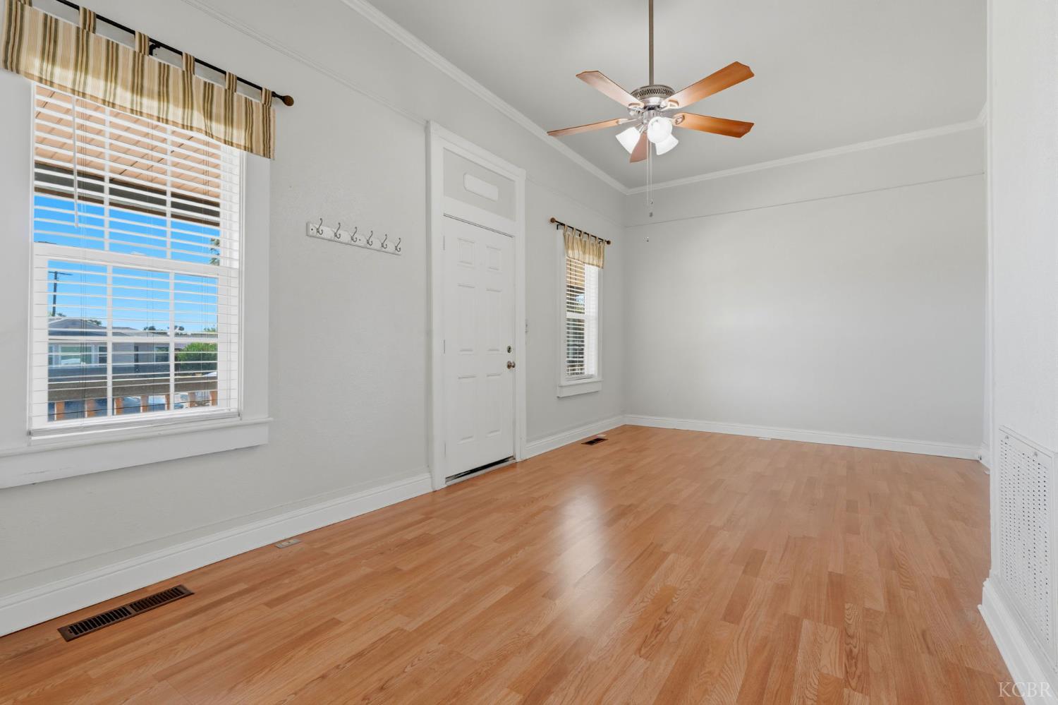 62 N Lemoore Ave, Lemoore, CA 93245
