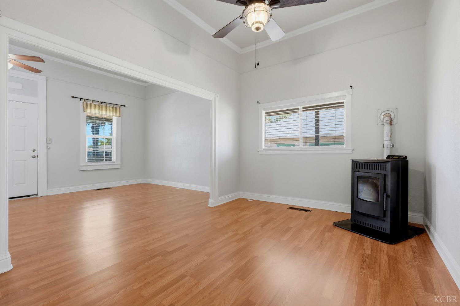 62 N Lemoore Ave, Lemoore, CA 93245