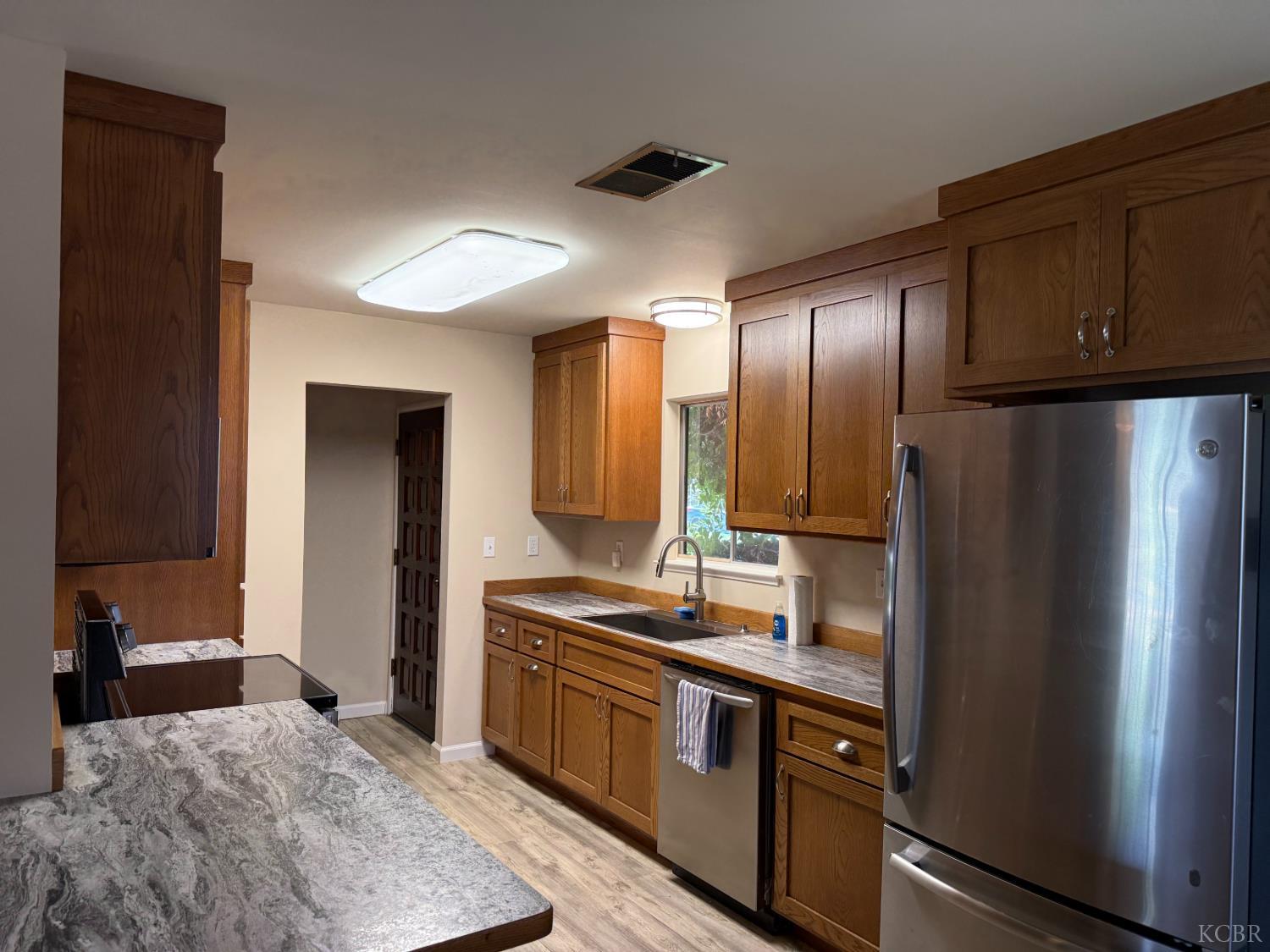 2214 philip Ave, Corcoran, CA 93212