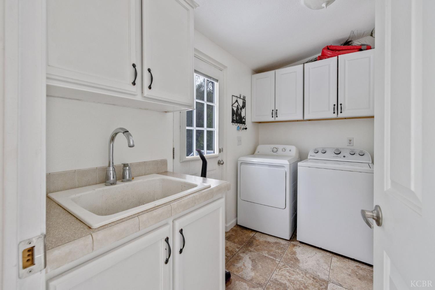 46529 Butternut Ln, Squaw Valley, CA 93675