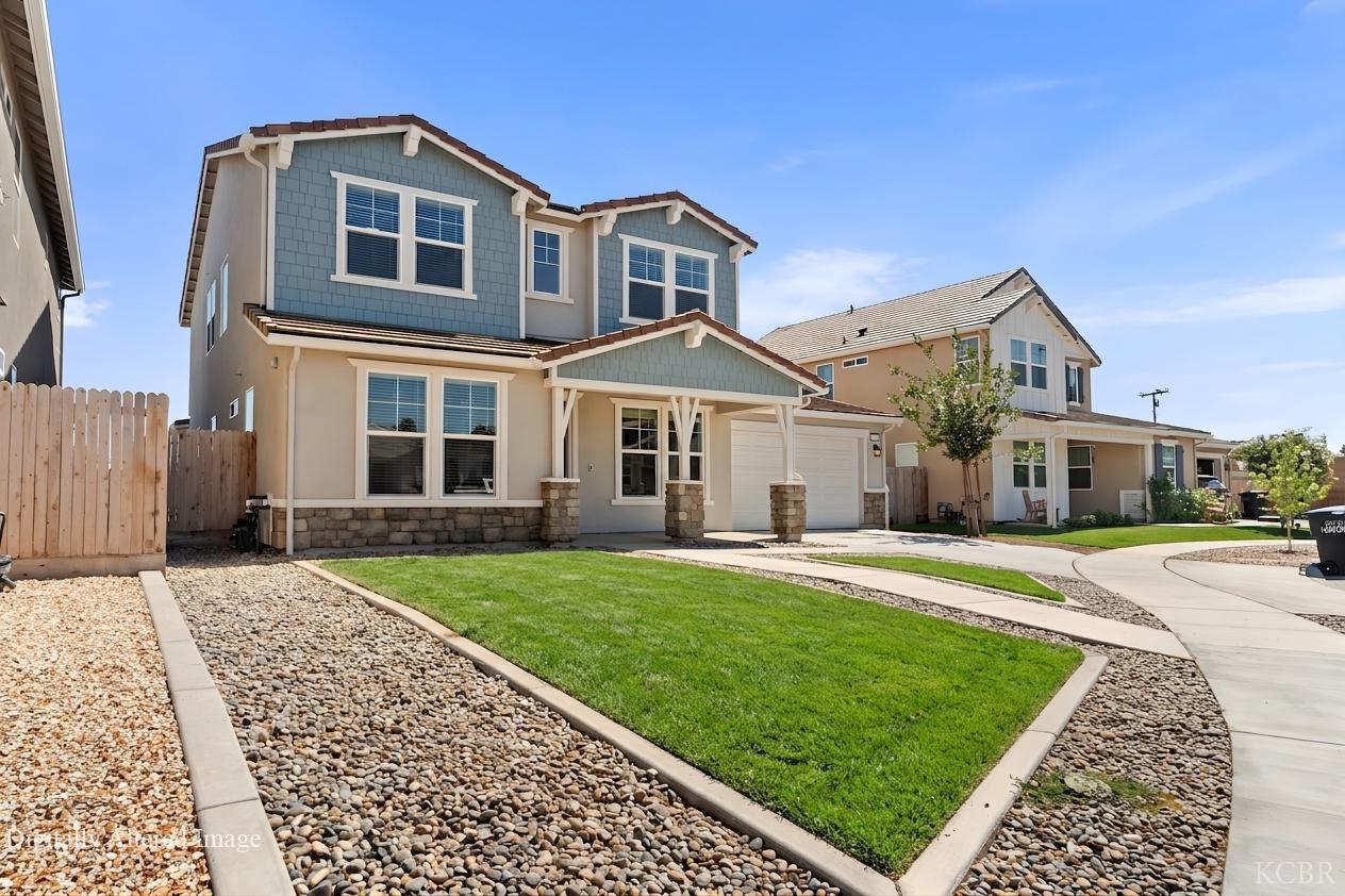 2673 Vineyard St, Hanford, CA 93230