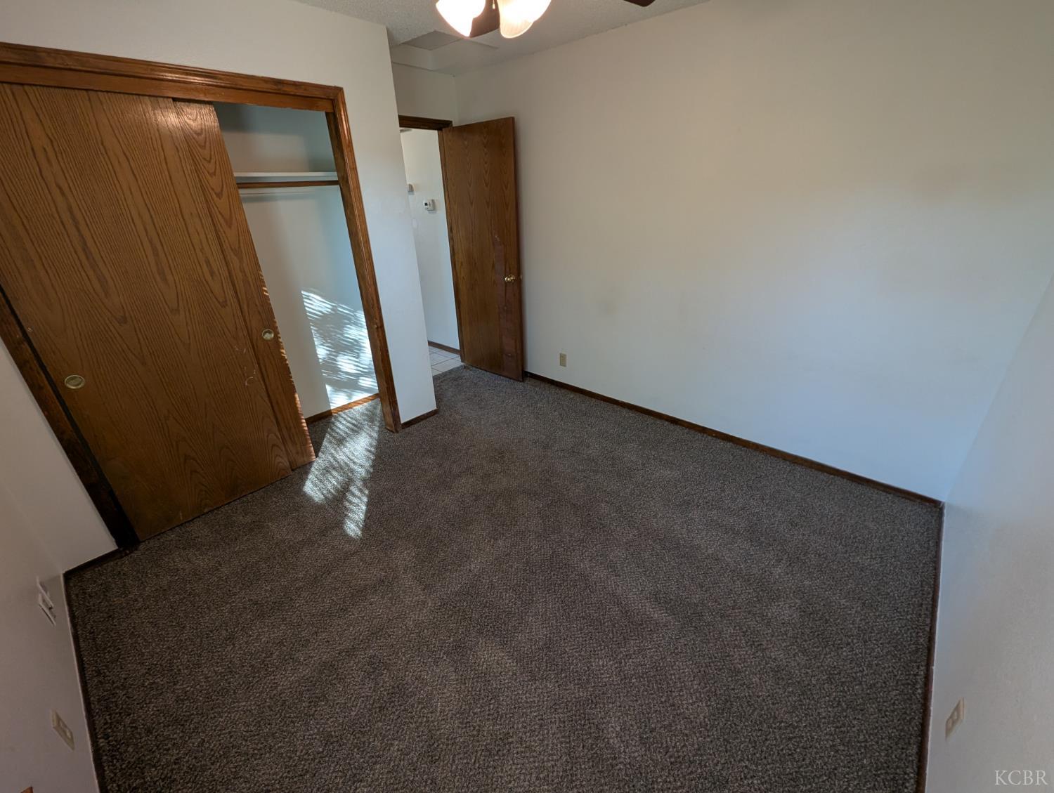 823 Tony Dr, Hanford, CA 93230