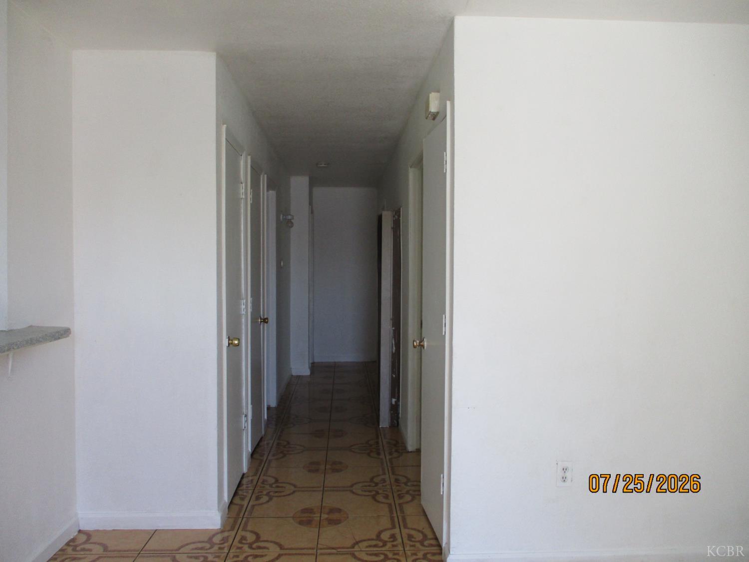 224 Scott St, Hanford, CA 93230