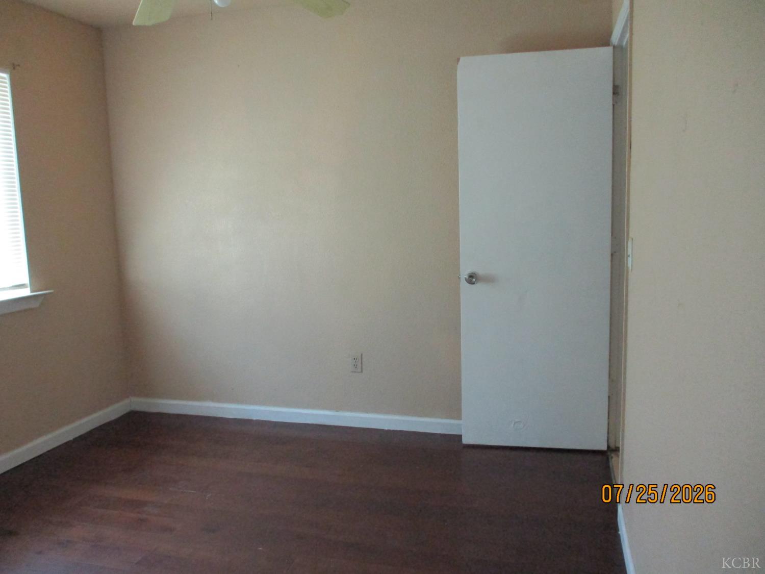 224 Scott St, Hanford, CA 93230
