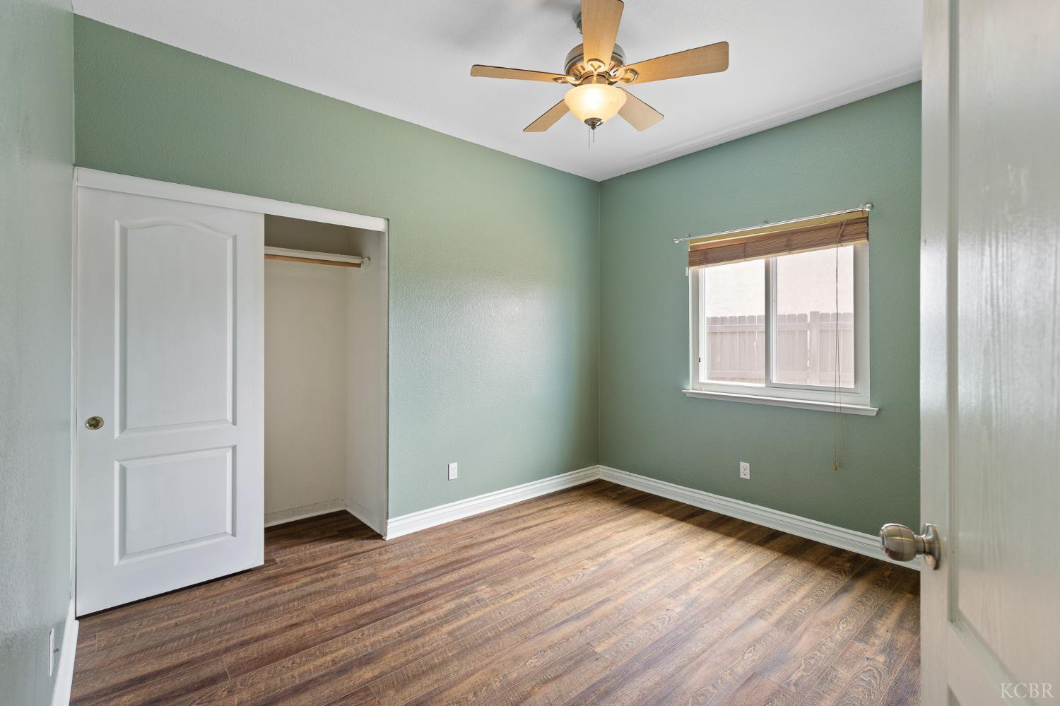 671 Vista Ct, Lemoore, CA 93245