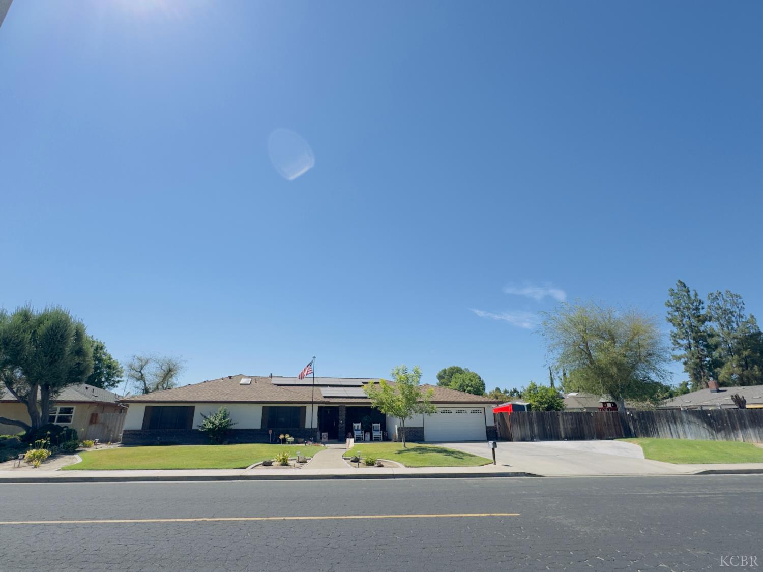 2560 Chestnut Ave, Hanford, CA 93230
