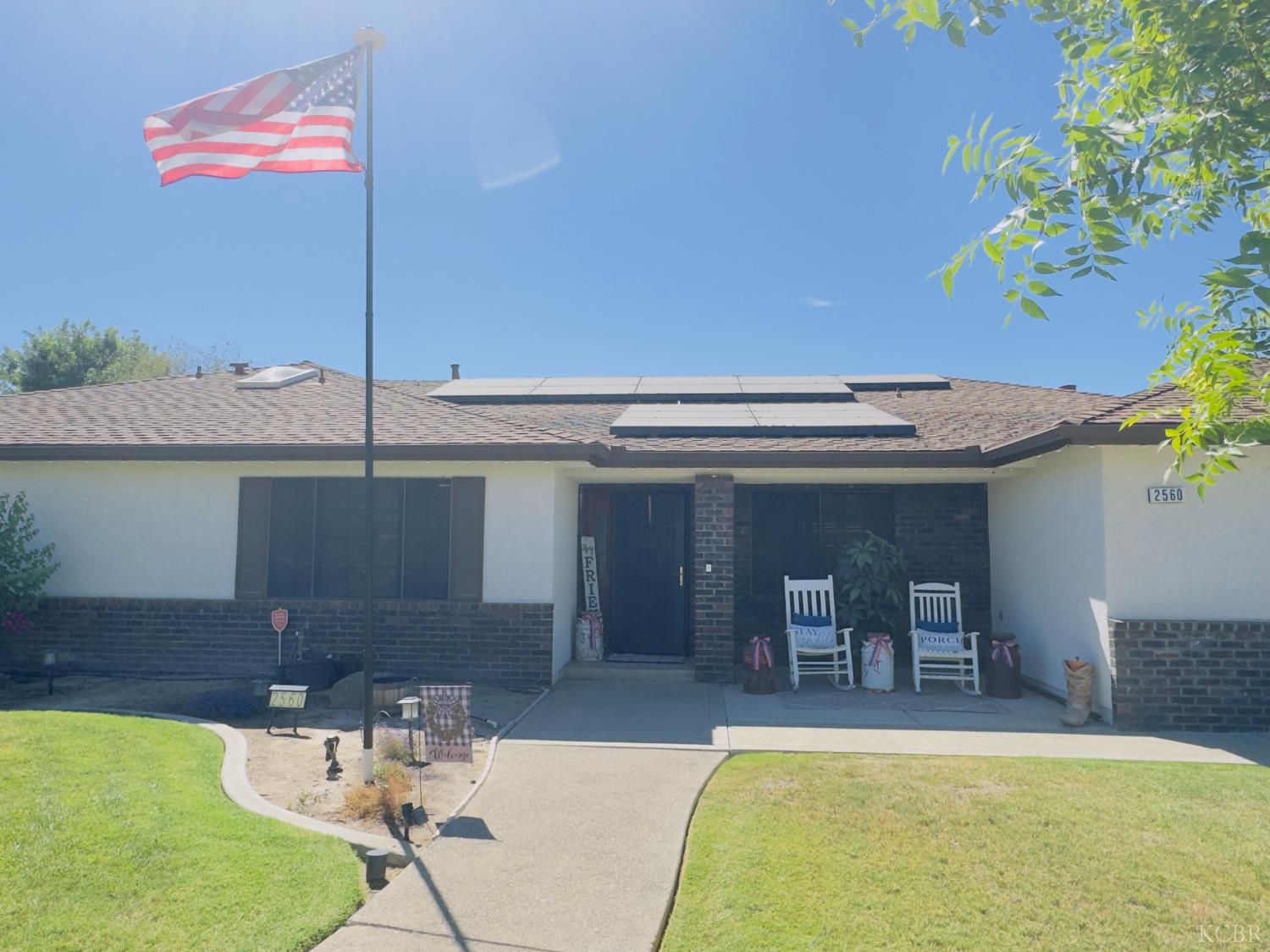 2560 Chestnut Ave, Hanford, CA 93230