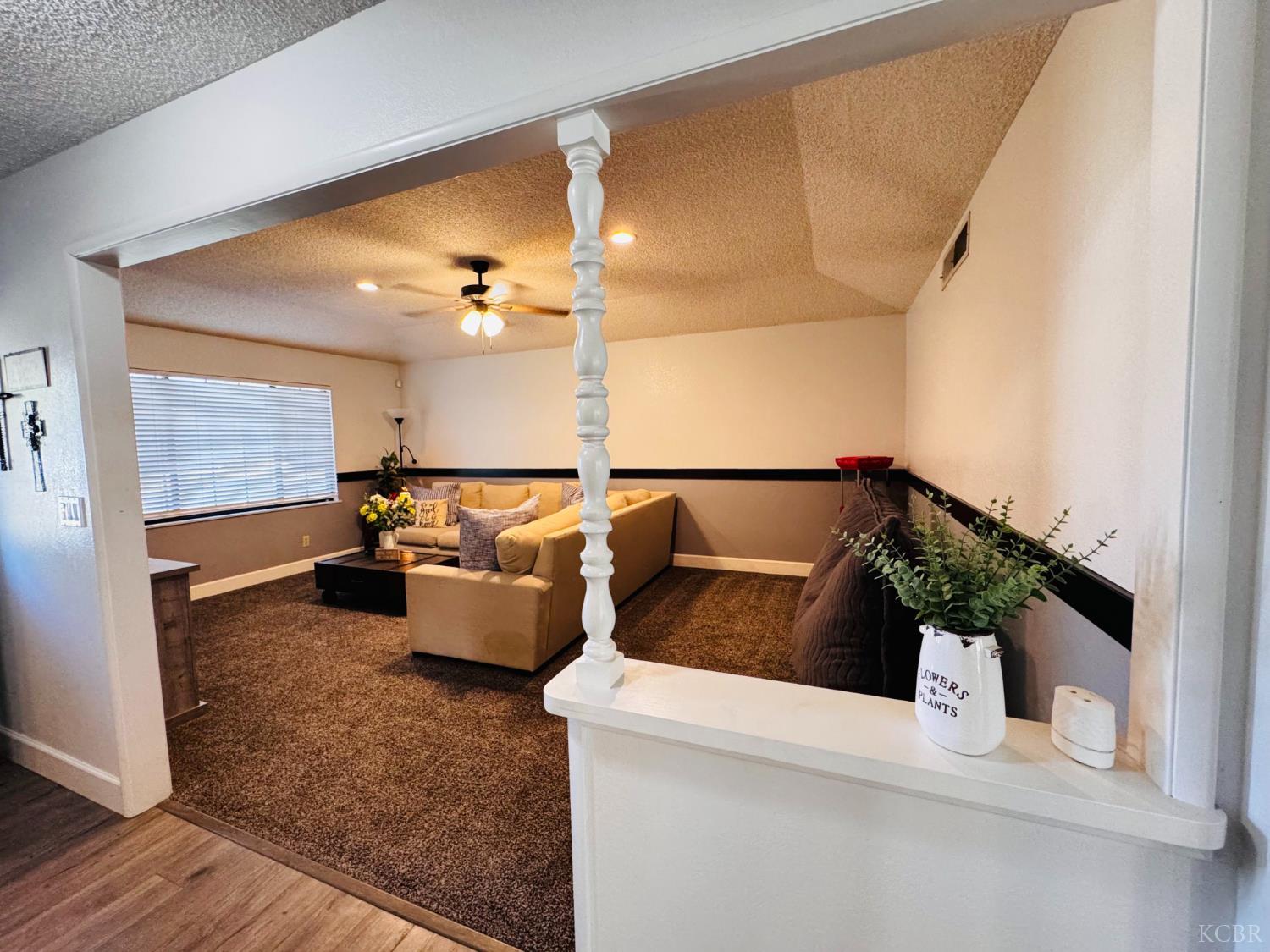 2560 Chestnut Ave, Hanford, CA 93230