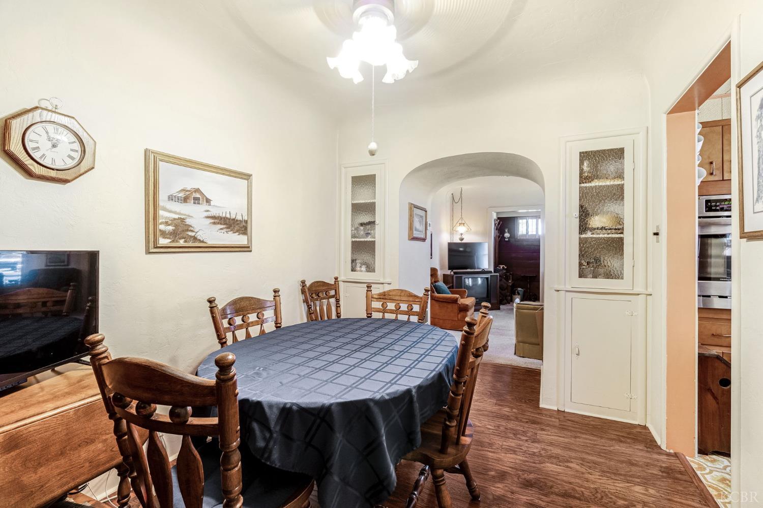 1614 N Green St, Hanford, CA 93230