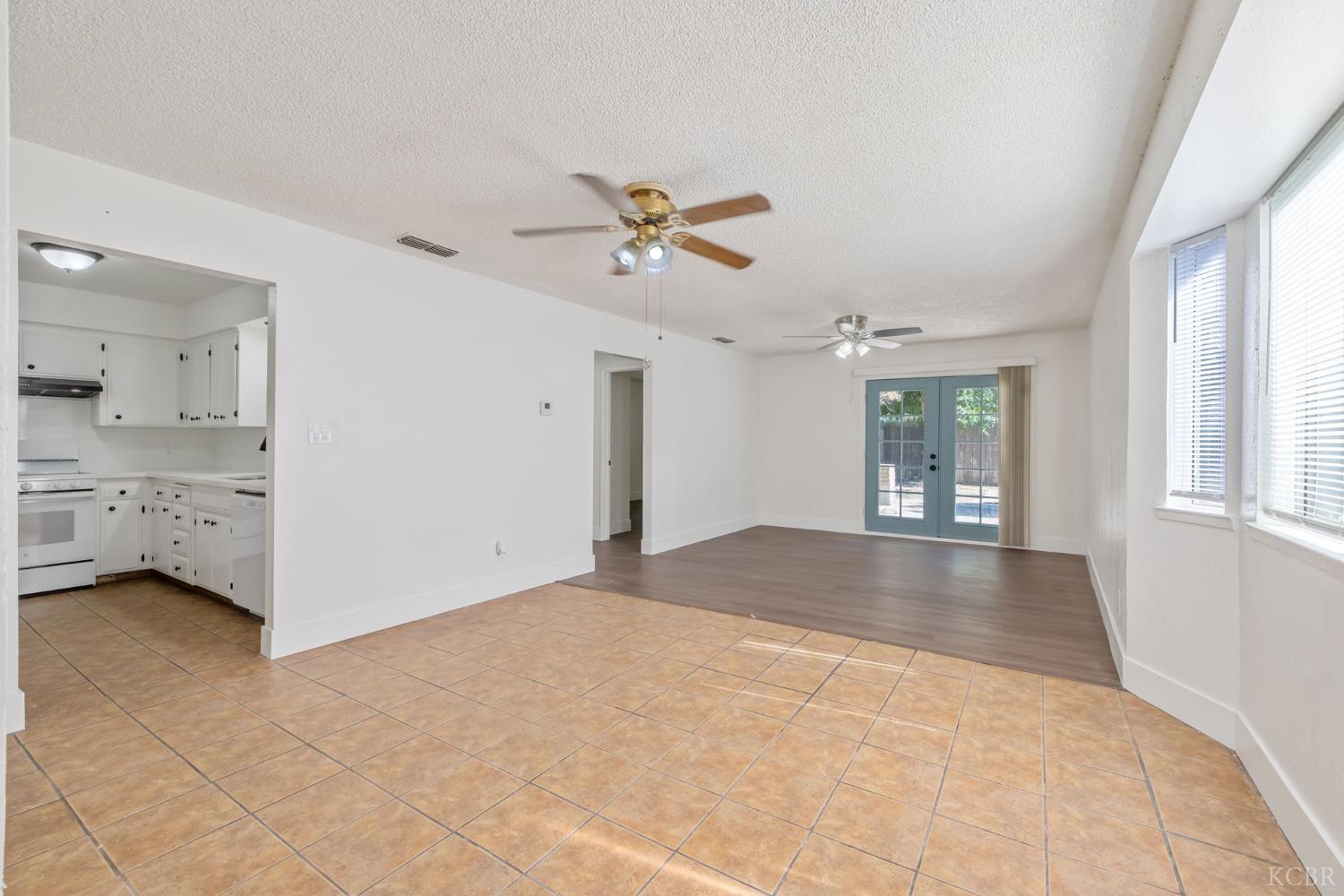 5451 W Santa Ana Ave, Fresno, CA 93722