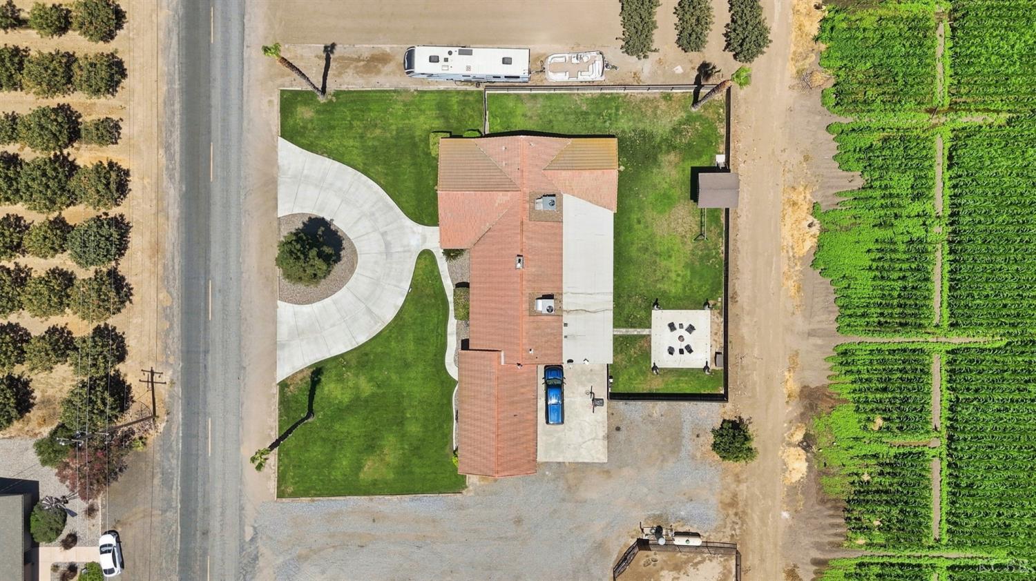 8285 15th Ave, Hanford, CA 93230