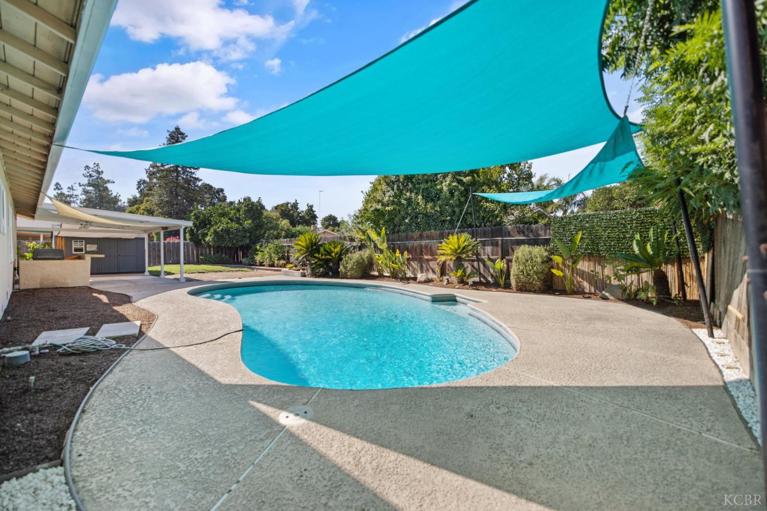 3500 W Hillsdale Ave, Visalia, CA 93291