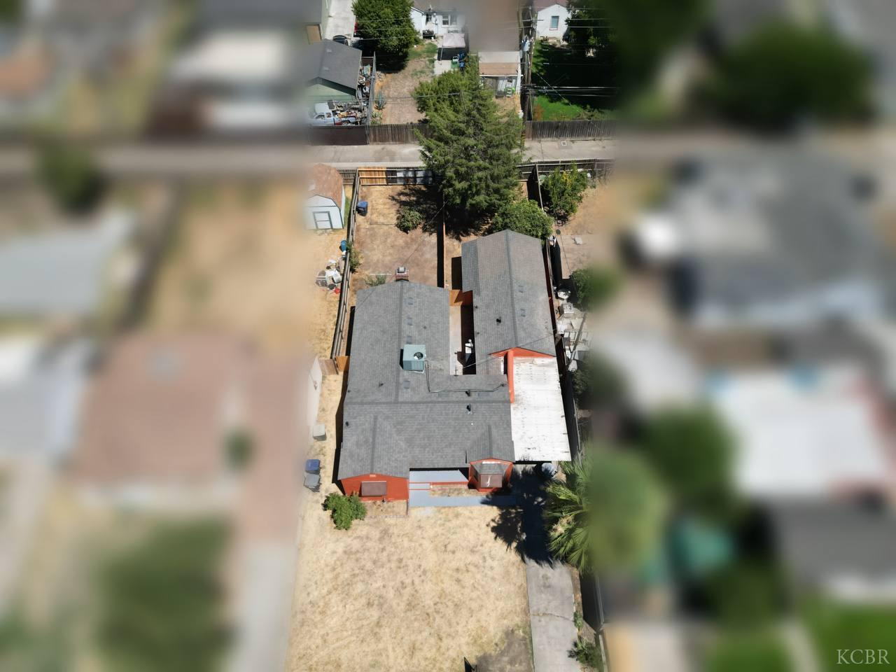 1114 N Conyer St, Visalia, CA 93291