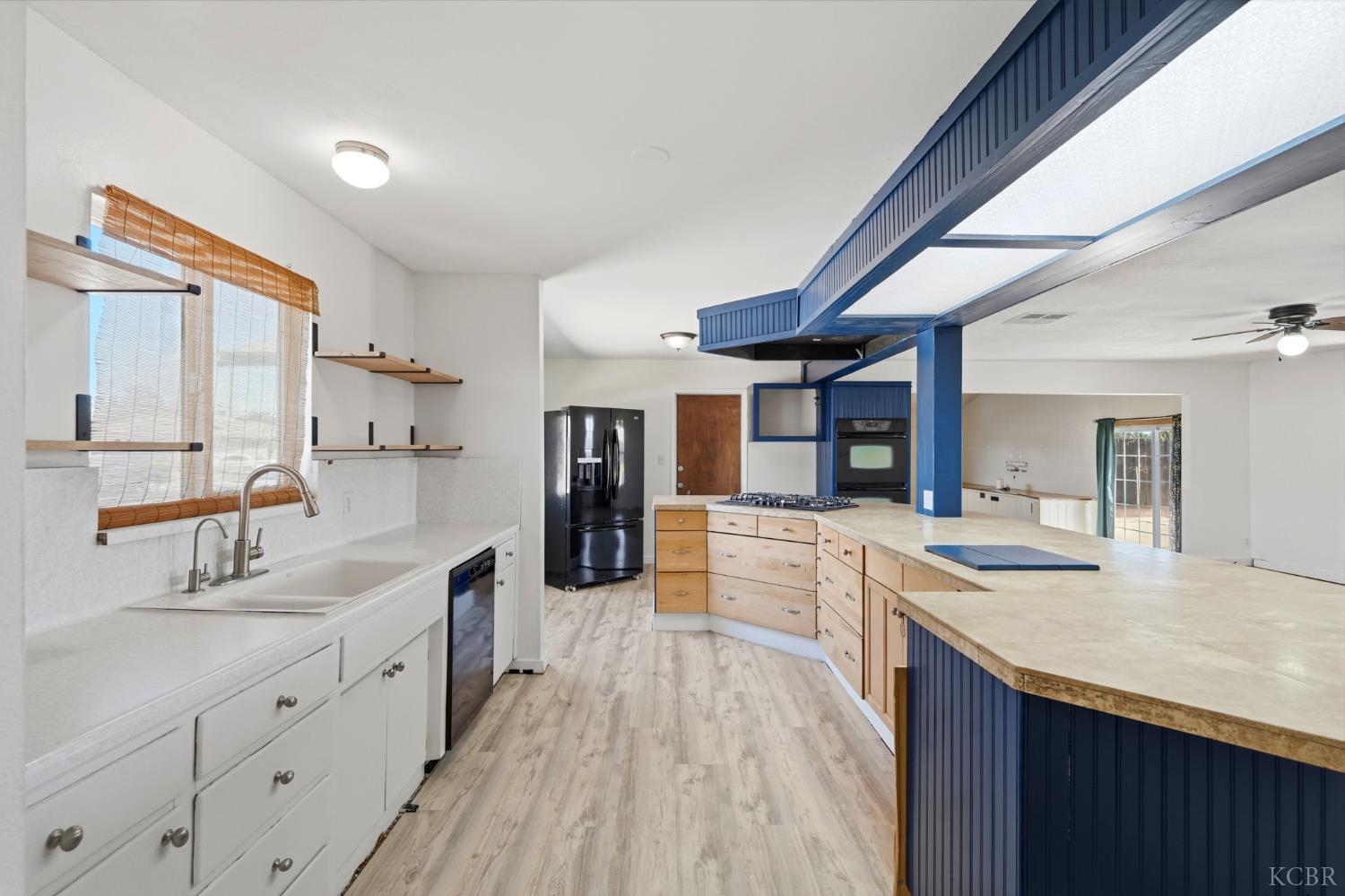 10139 David St, Hanford, CA 93230