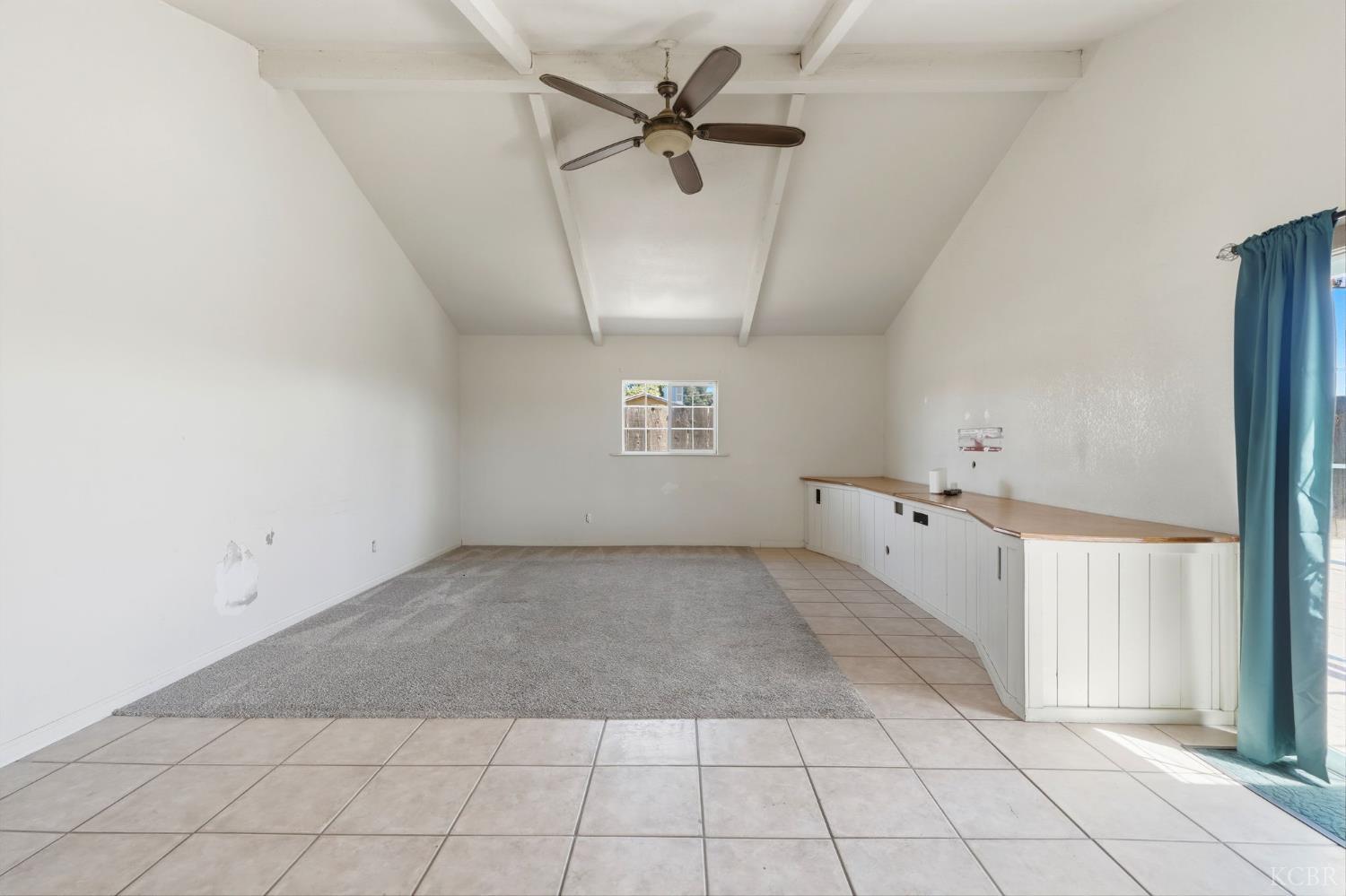 10139 David St, Hanford, CA 93230