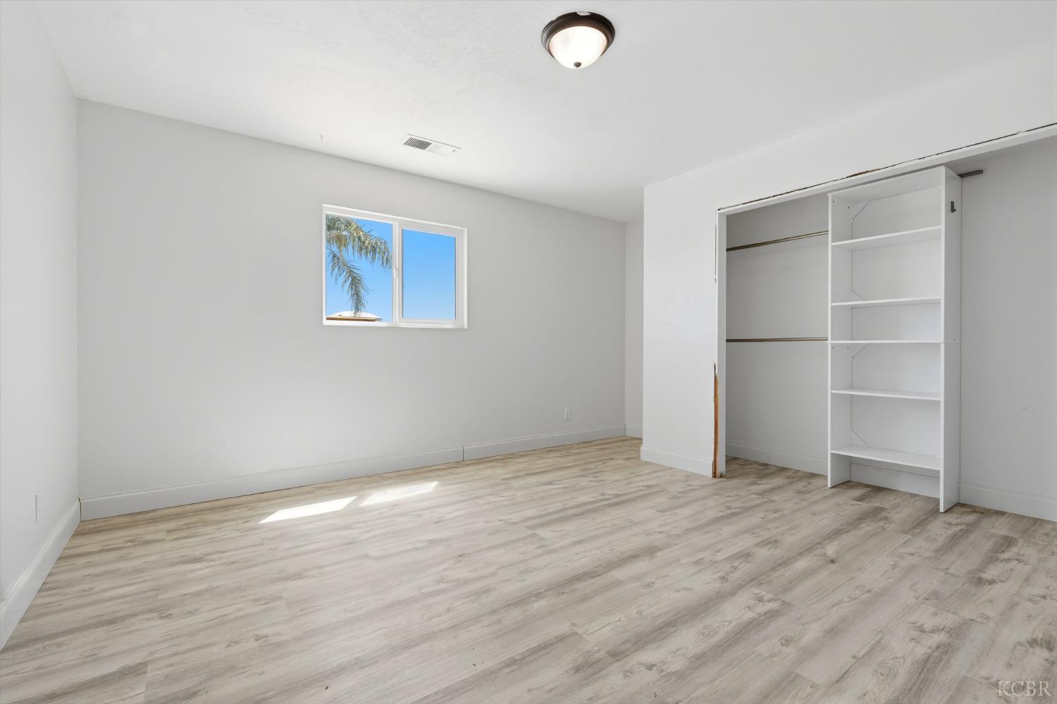 10139 David St, Hanford, CA 93230