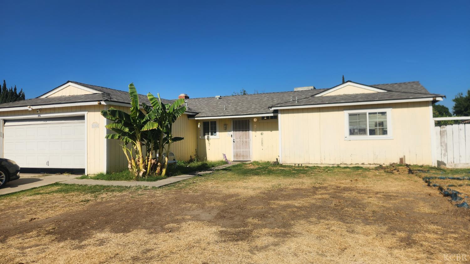1112 Wren Dr, Hanford, CA 93230