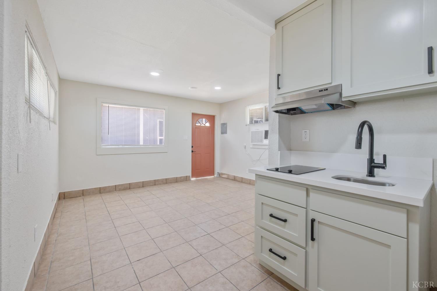 19415 Empire St, Stratford, CA 93266