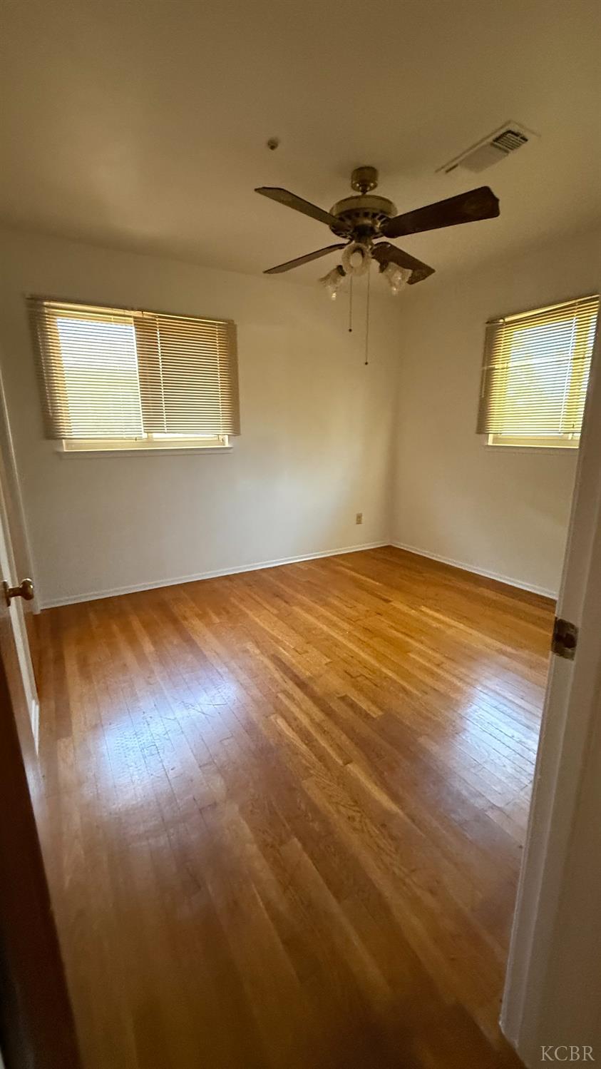 2005 N Mayfair Dr, Hanford, CA 93230