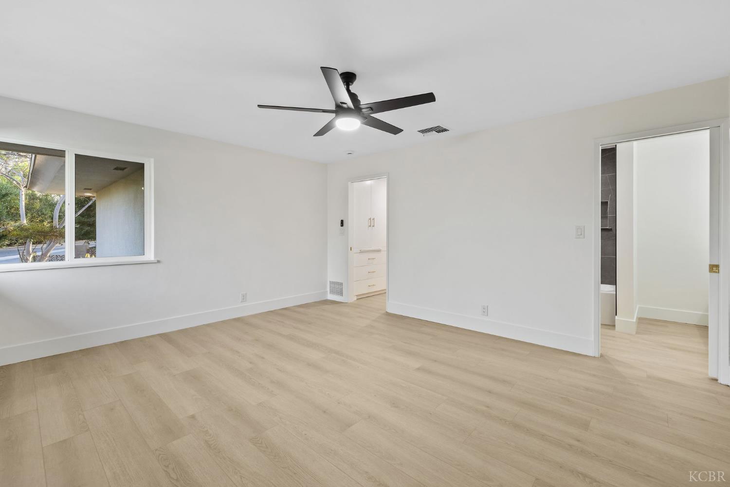 2937 Summit Cir, Bakersfield, CA 93306