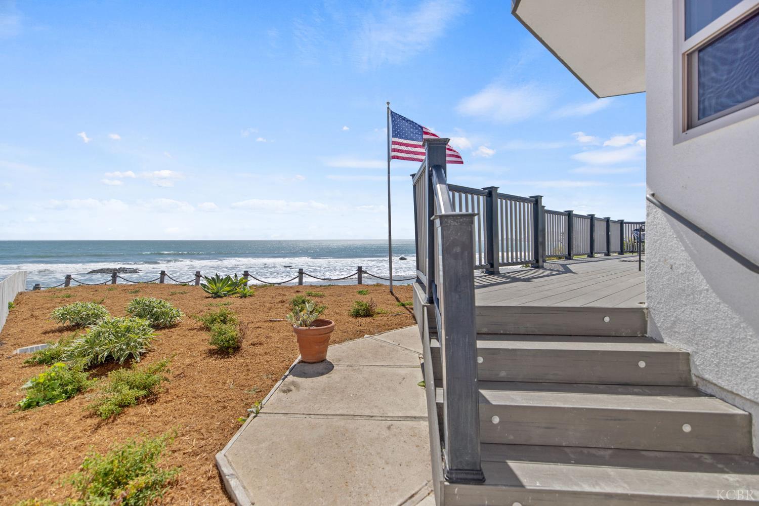 534 Pacific Ave, Cayucos, CA 93430