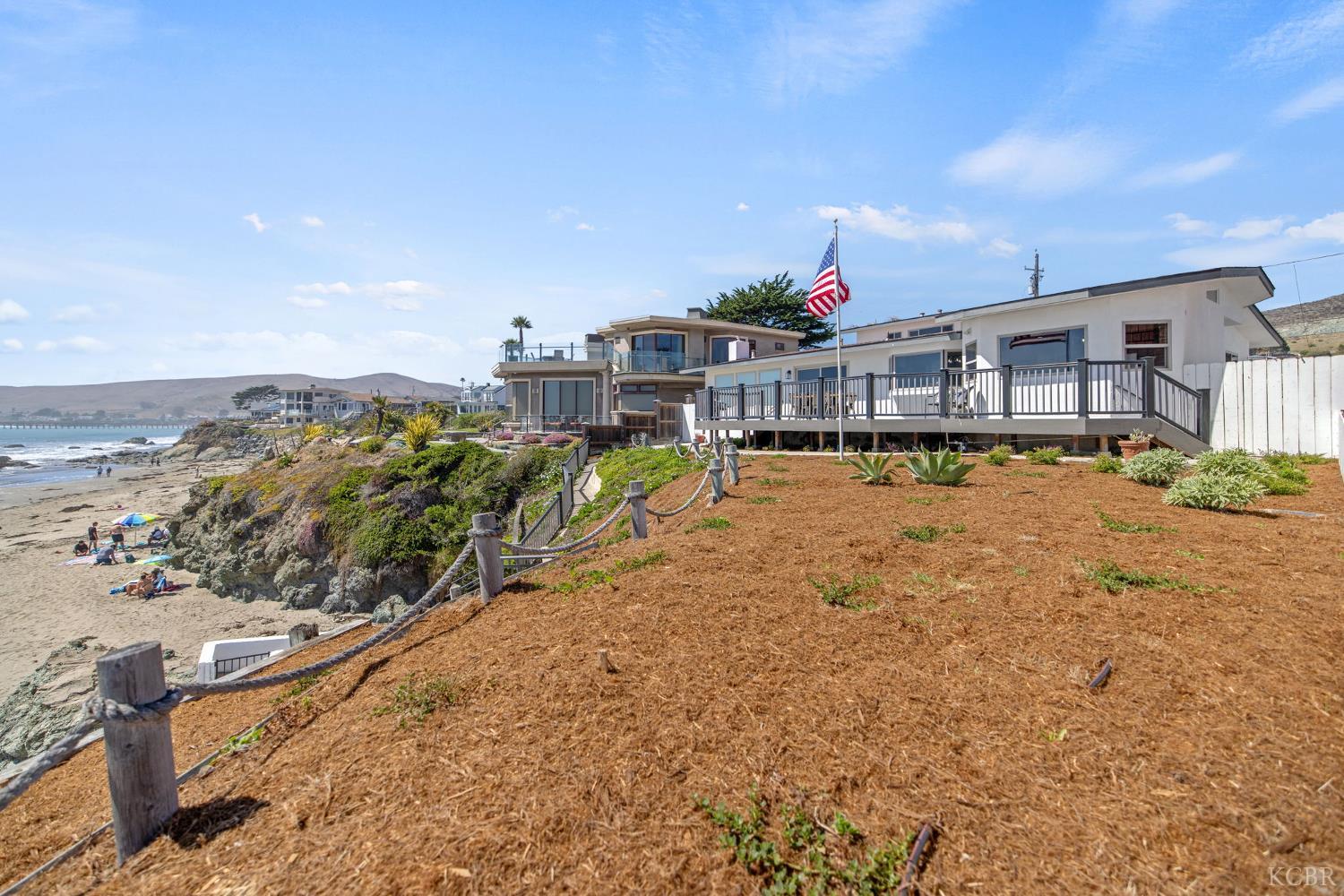 534 Pacific Ave, Cayucos, CA 93430