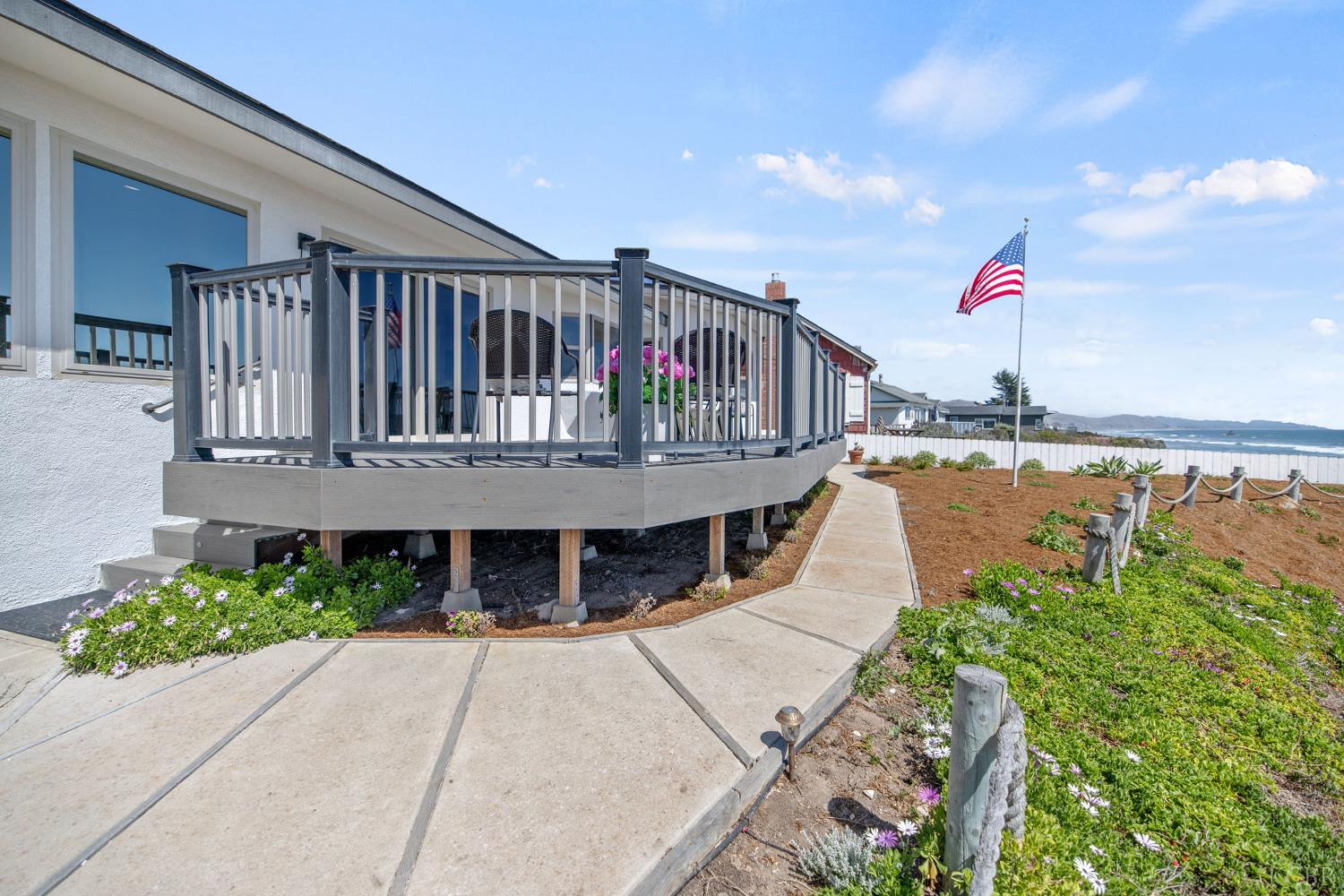 534 Pacific Ave, Cayucos, CA 93430
