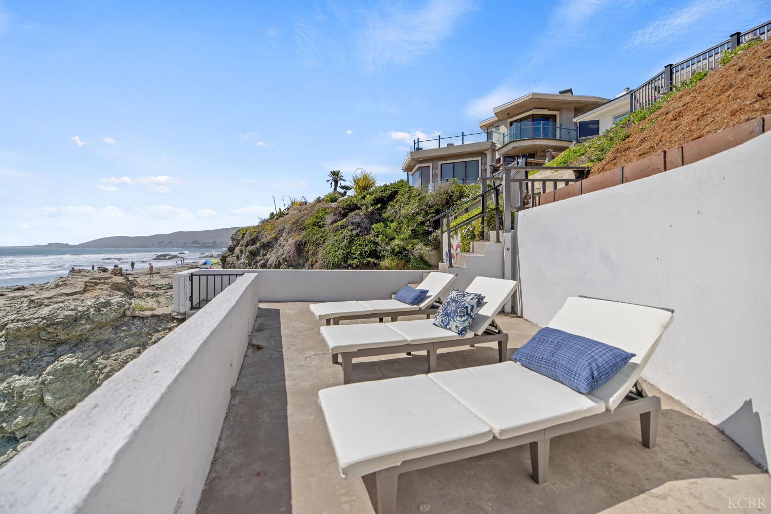 534 Pacific Ave, Cayucos, CA 93430