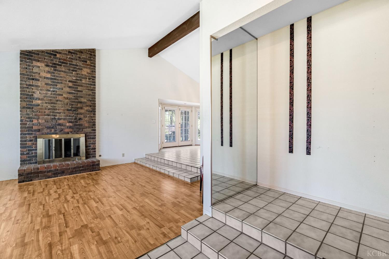 160 S Olive St S, Lemoore, CA 93245