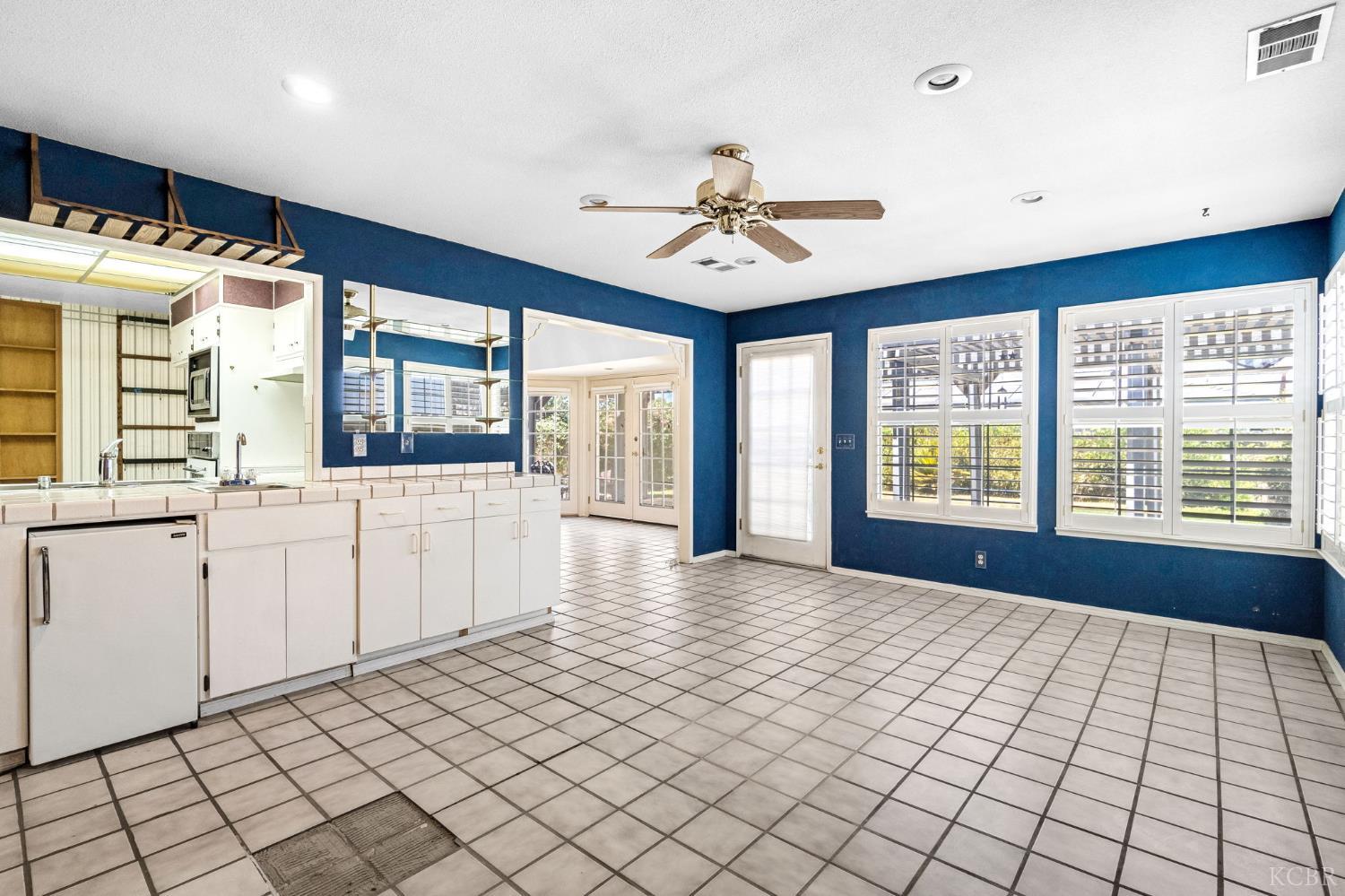 160 S Olive St S, Lemoore, CA 93245