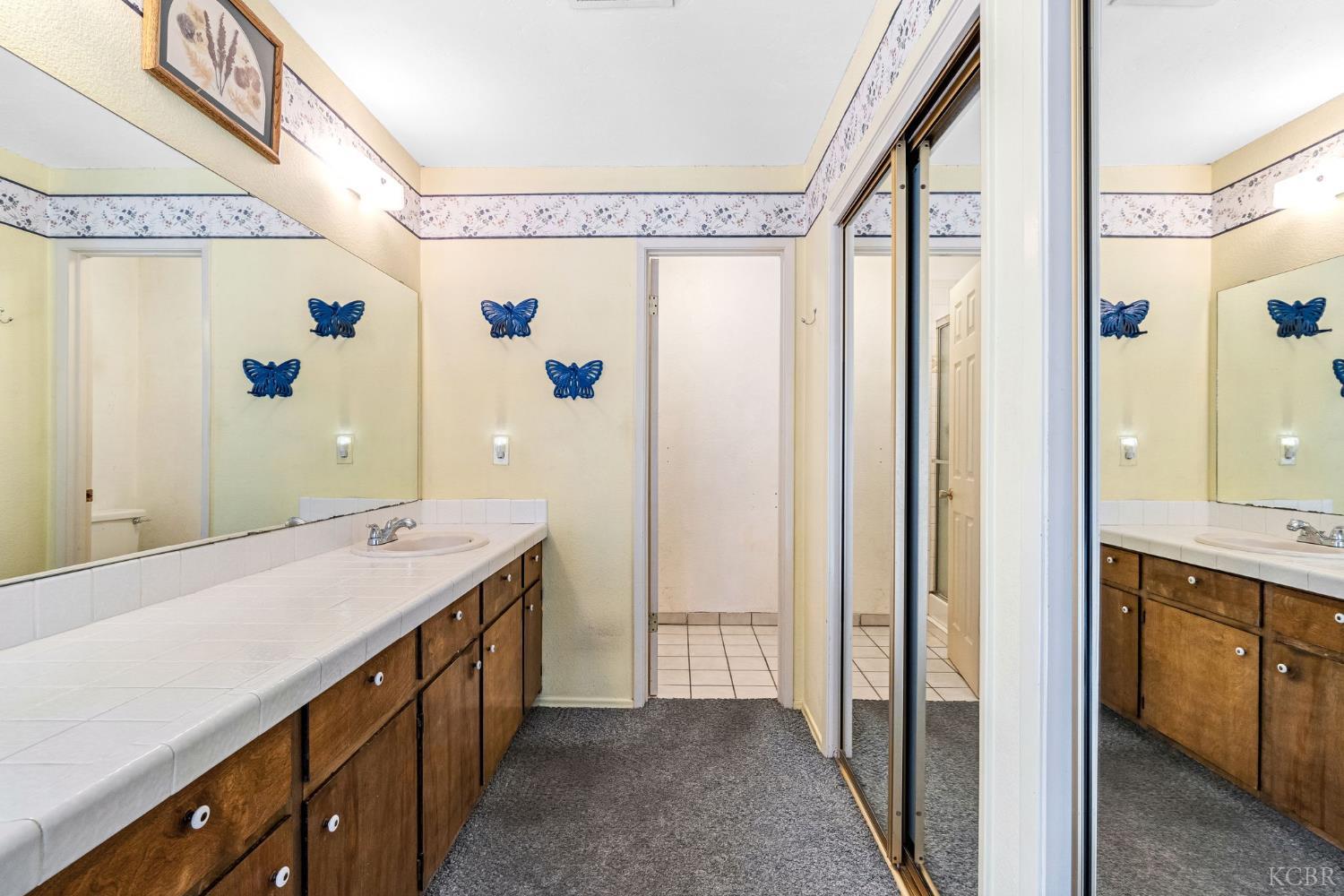 160 S Olive St S, Lemoore, CA 93245