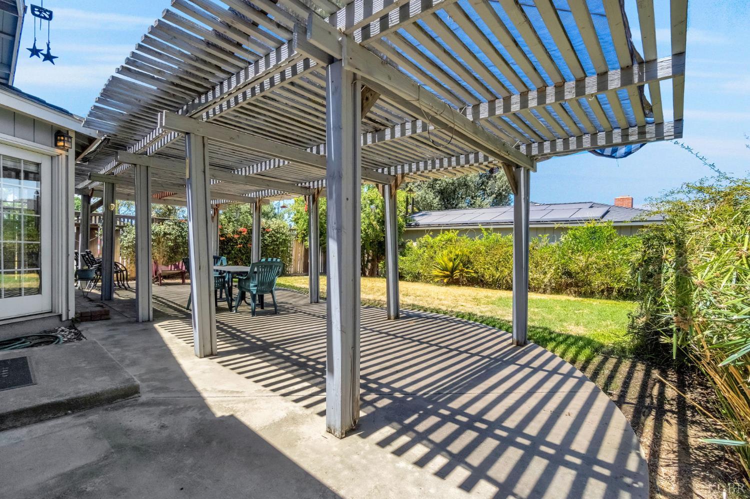 160 S Olive St S, Lemoore, CA 93245
