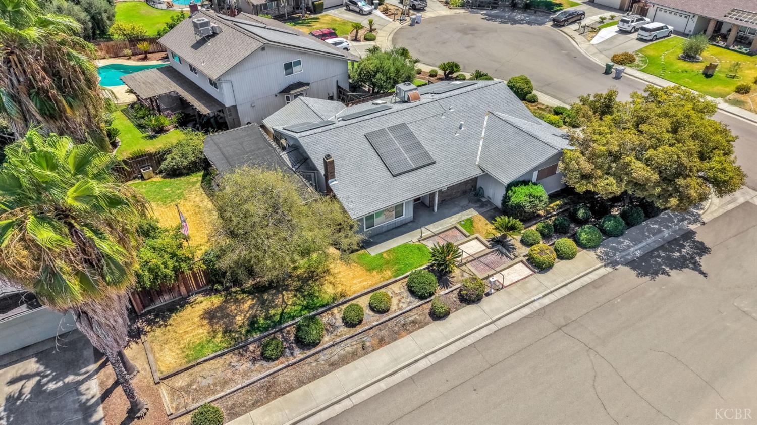 160 S Olive St S, Lemoore, CA 93245