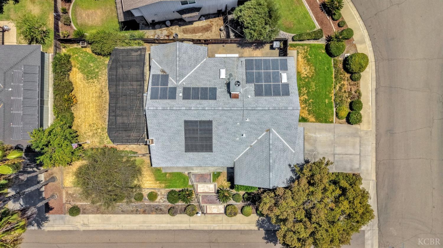 160 S Olive St S, Lemoore, CA 93245